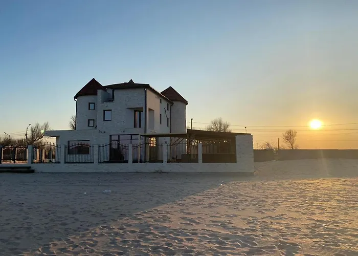 Guest house Canada Castle Eforie Nord