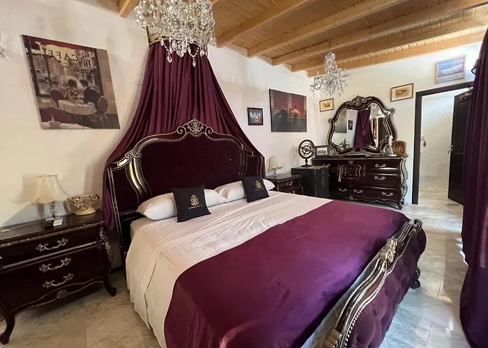 Canada Castle Guest house 4*