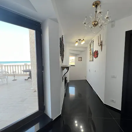 Affittacamere Canada Castle Eforie Nord