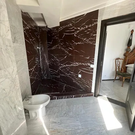 Affittacamere Canada Castle 4*