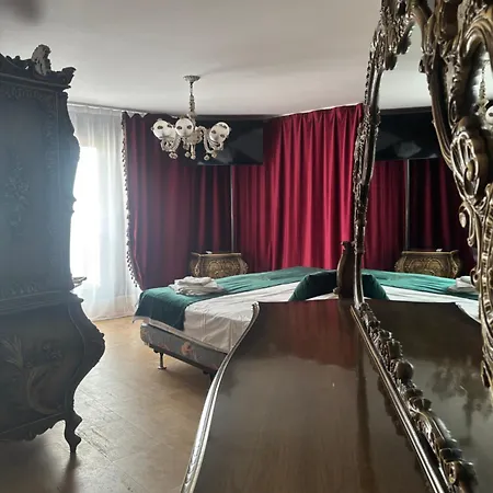 Gasthuis Canada Castle