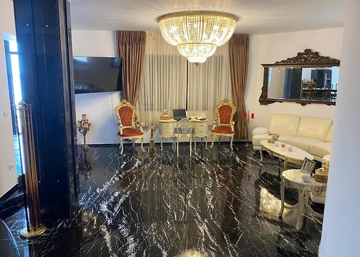 Guest house Canada Castle