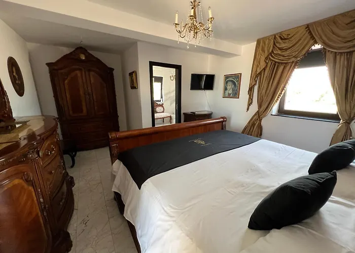 Canada Castle Guest house 4*